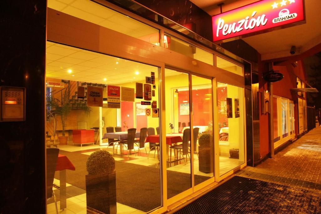 Penzion Brahama Prešov Esterno foto